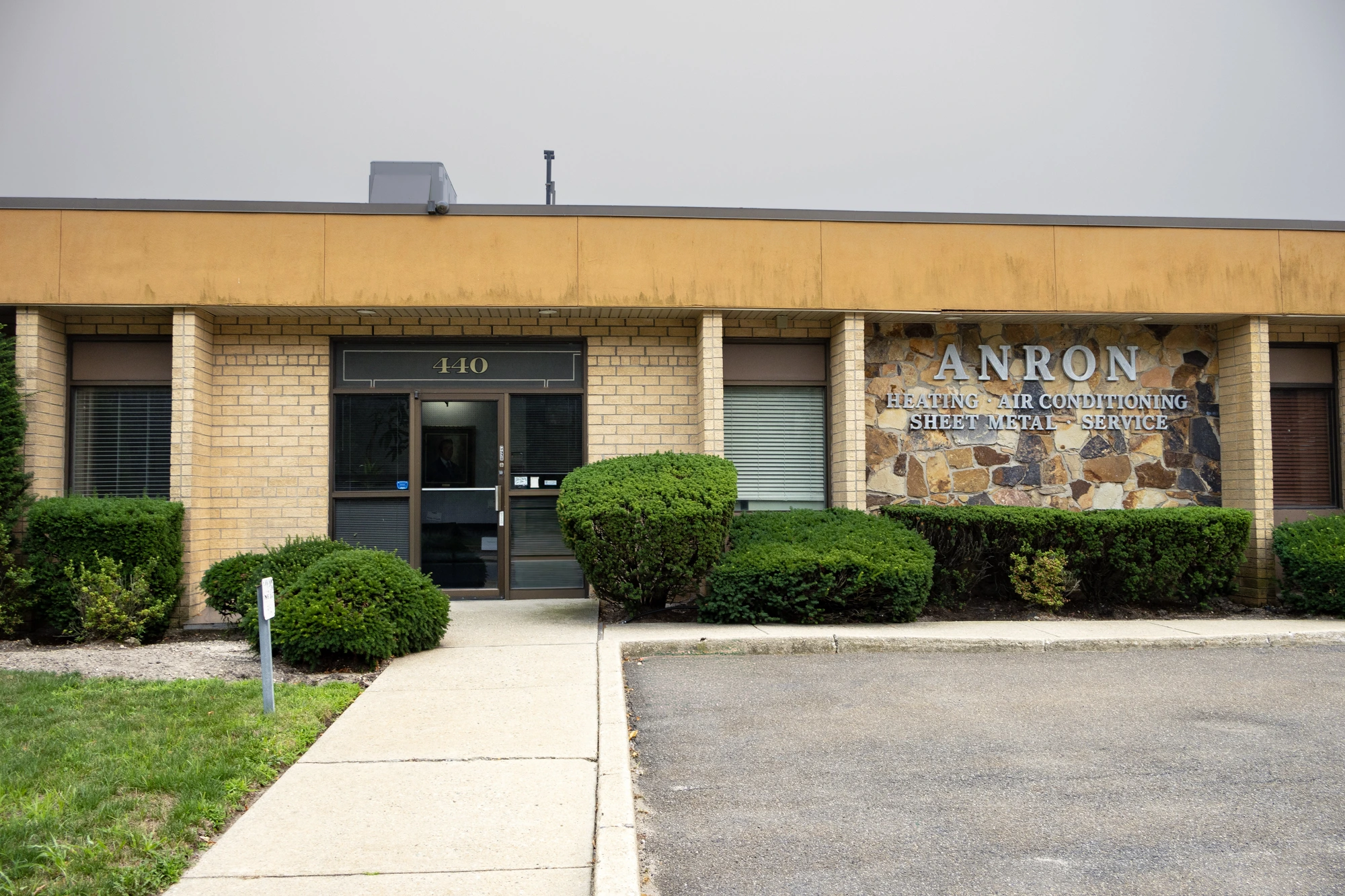 Anron stone signage — Heating · Air Conditioning · Sheet Metal · Service